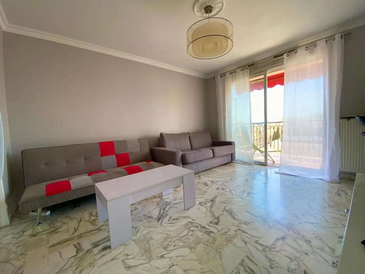 Stylish Modern Beach Studio Nice Apartment